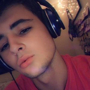 Meet your Posher, Raymond